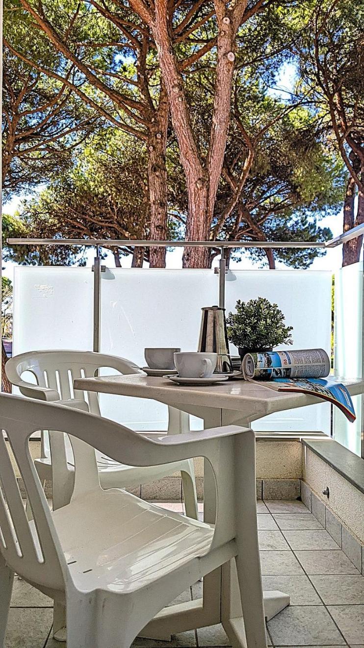 Residenza Rubin Apartman Lignano Sabbiadoro Kültér fotó
